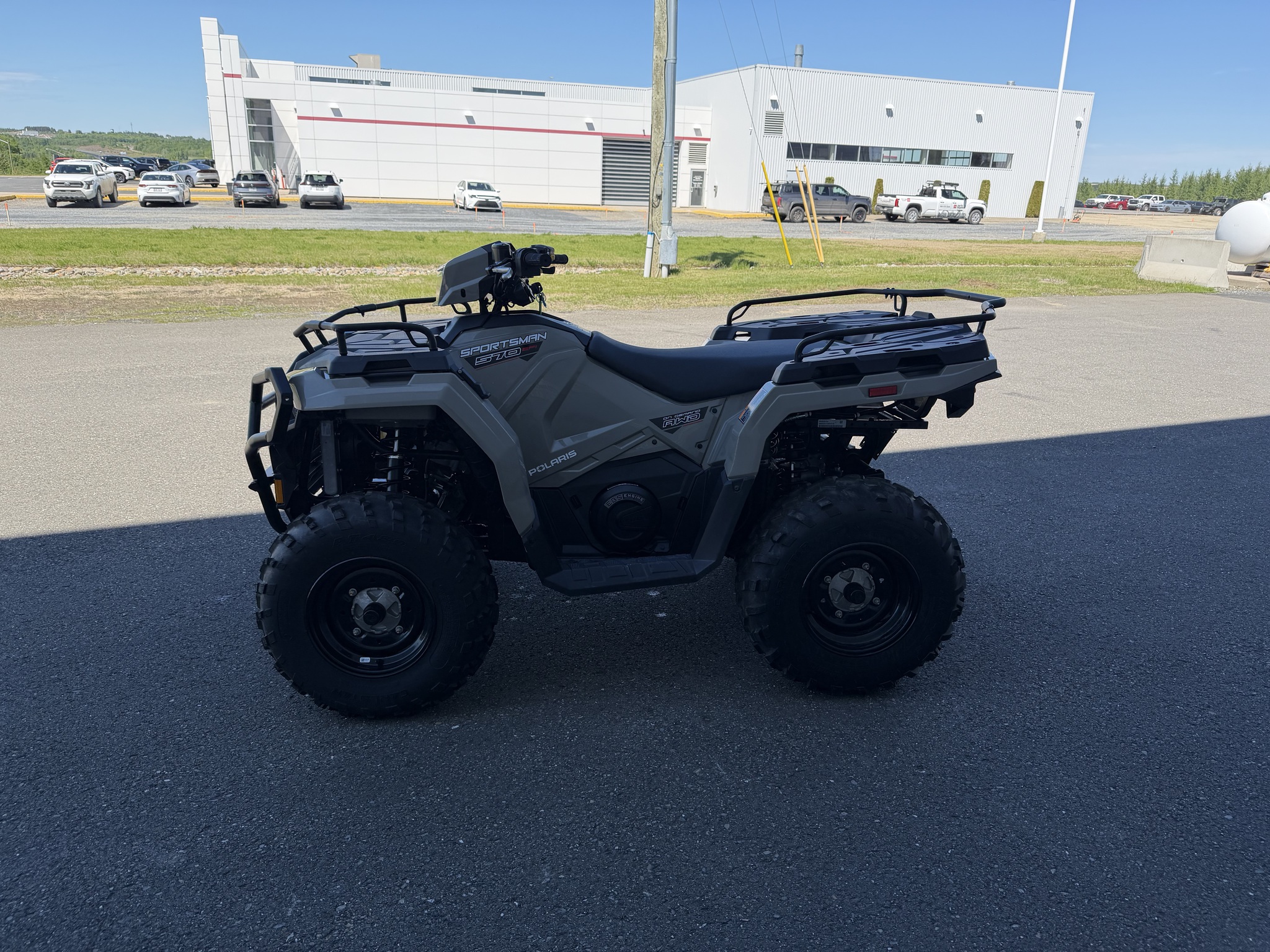 2026 Polaris Sportsman 570 EPS Image 2