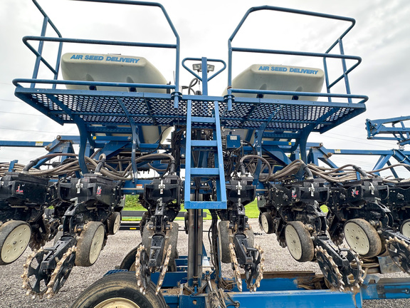 2011 Kinze 3600