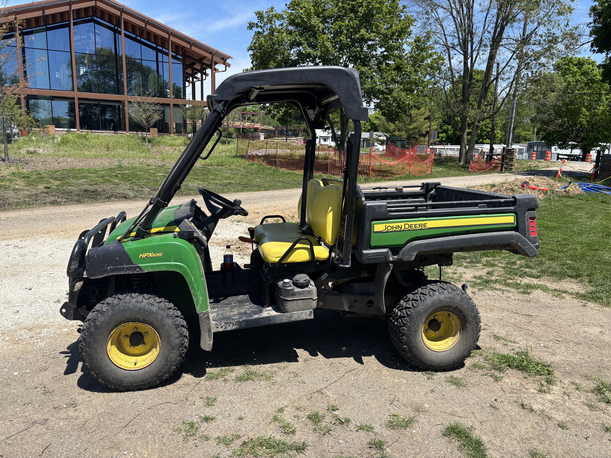 Used 2020 John Deere HPX615E ATVs & Gators at Koenig Equipment in Lebanon, OH - PhotoXL0
