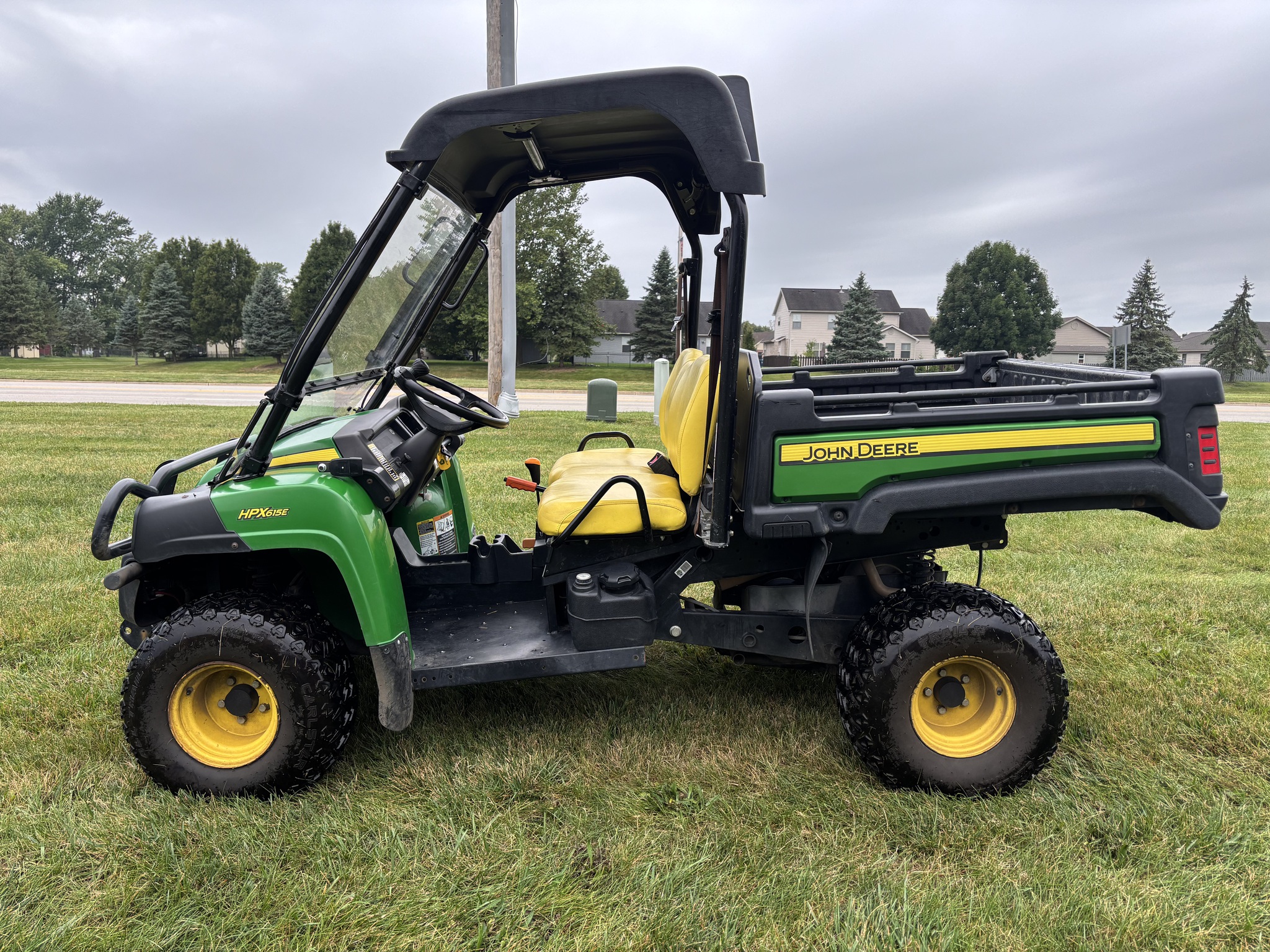 Used 2020 John Deere HPX615E ATVs & Gators at Koenig Equipment in Tipp City, OH - PhotoXL1
