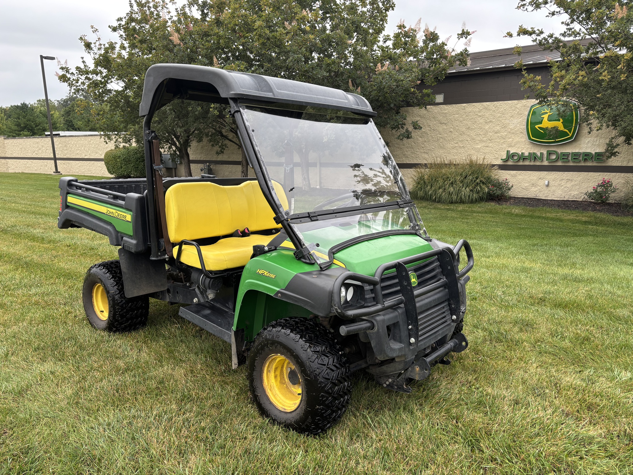 Used 2020 John Deere HPX615E ATVs & Gators at Koenig Equipment in Tipp City, OH - PhotoXL6