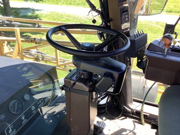 Photo of 1995 Ag-Chem ROGATOR 664