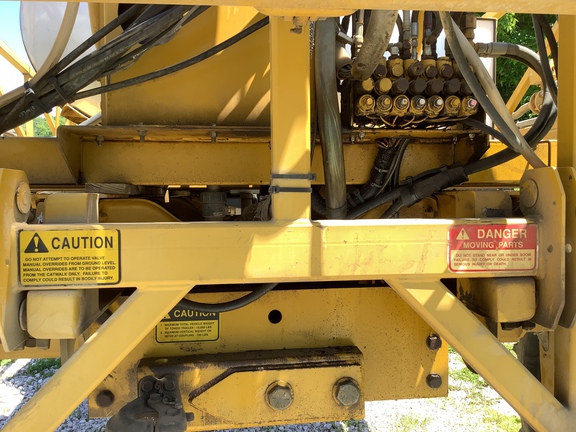 Photo of 1995 Ag-Chem ROGATOR 664