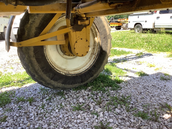 Photo of 1995 Ag-Chem ROGATOR 664