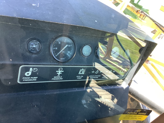 Photo of 1995 Ag-Chem ROGATOR 664