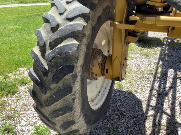 Photo of 1995 Ag-Chem ROGATOR 664