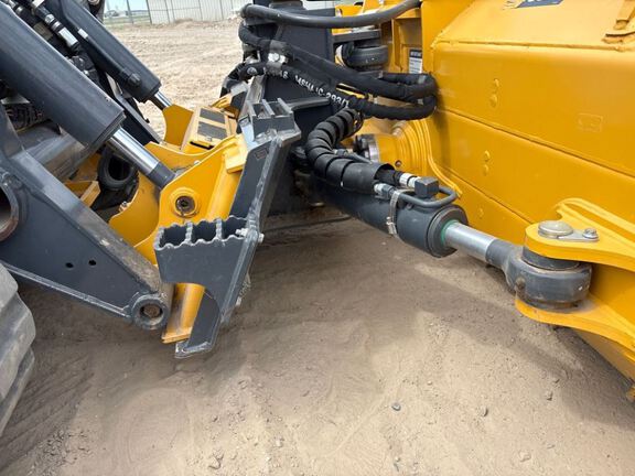 2023 John Deere 333G