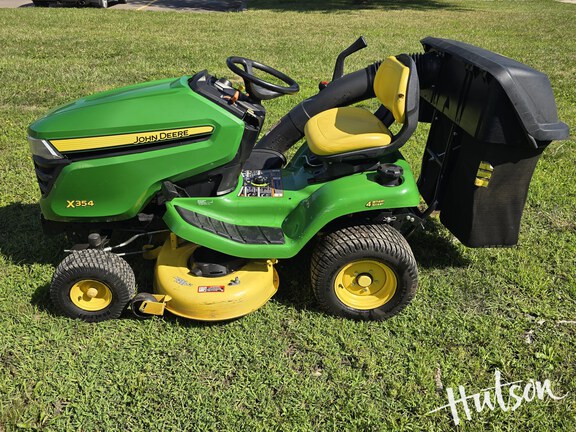 Photo of 2020 John Deere X354