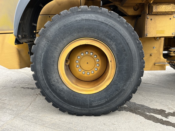 2023 John Deere 524 P
