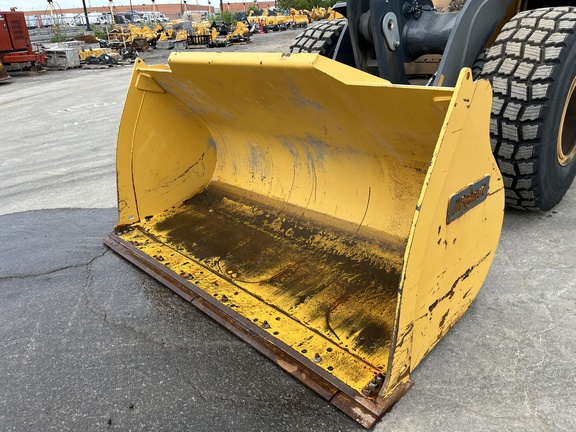 2023 John Deere 524 P