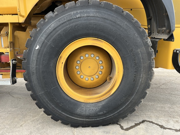 2023 John Deere 524 P