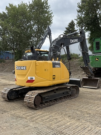 2020 John Deere 135G