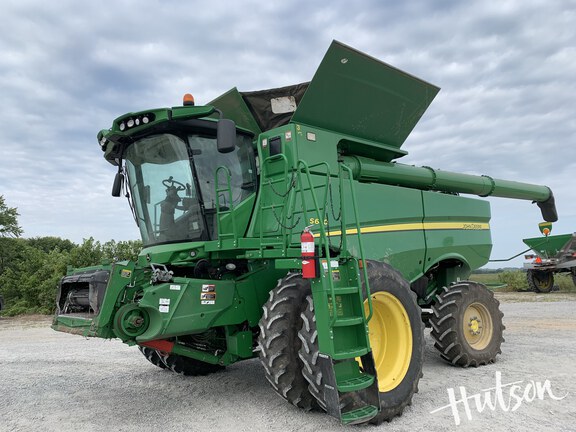 Photo of 2016 John Deere S680