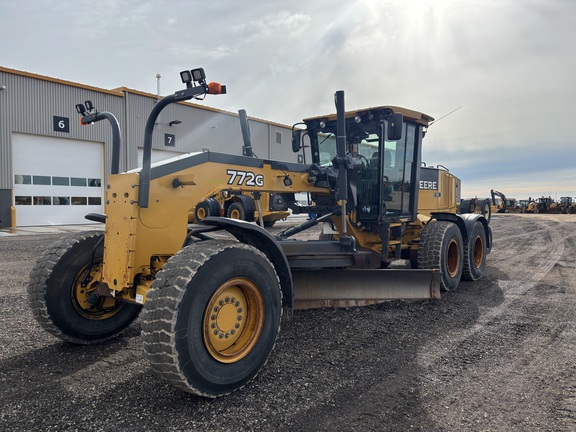 Photo of 2015 John Deere 772G