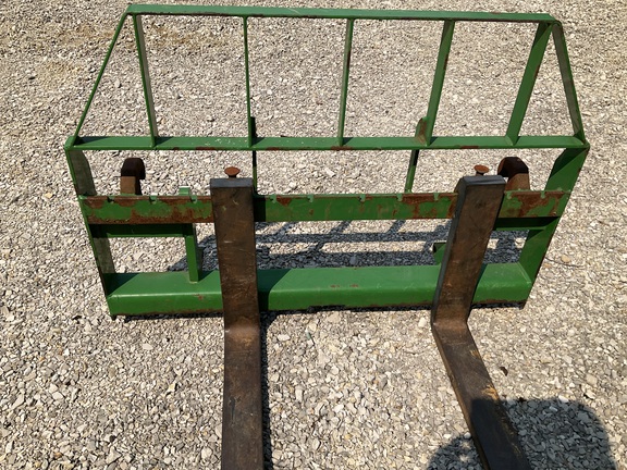 Photo of 2011 Frontier AP12G