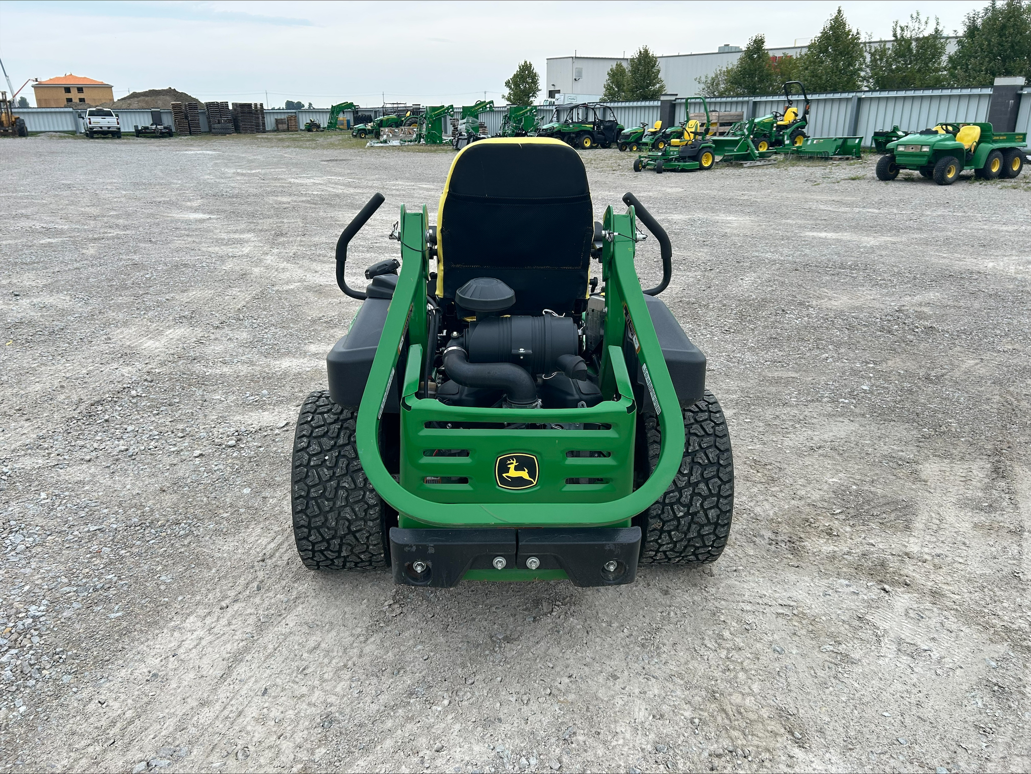 Used 2025 John Deere Z930M Zero Turn Mowers at Koenig Equipment in Franklin, IN - PhotoXL3