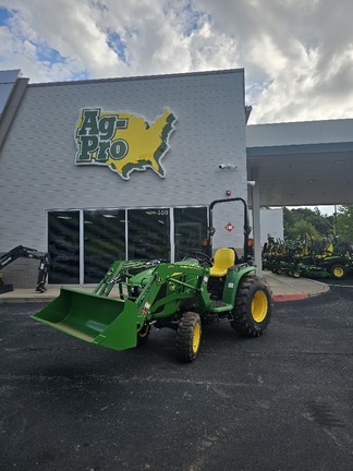 2025 John Deere 3032E