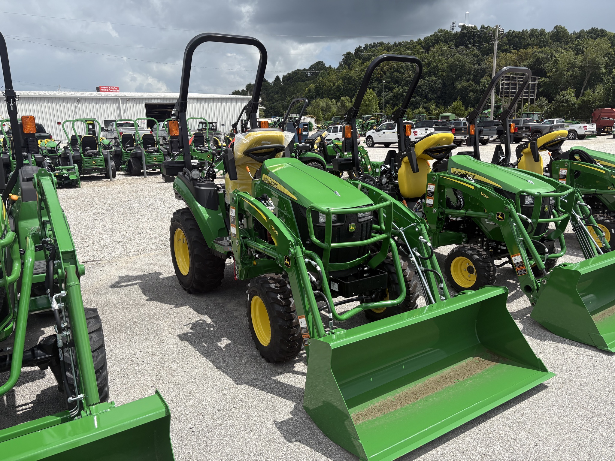 2026 John Deere 2025R