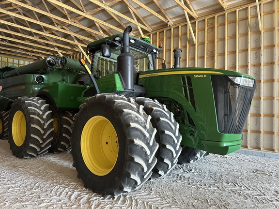 Photo of 2016 John Deere 9520R