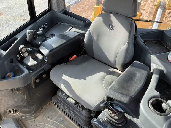 2024 John Deere 950K