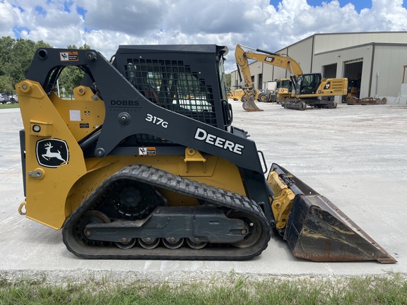 2023 John Deere 317G