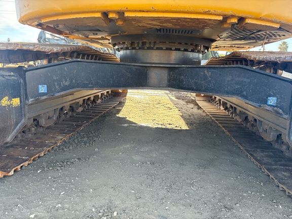 2021 John Deere 245G