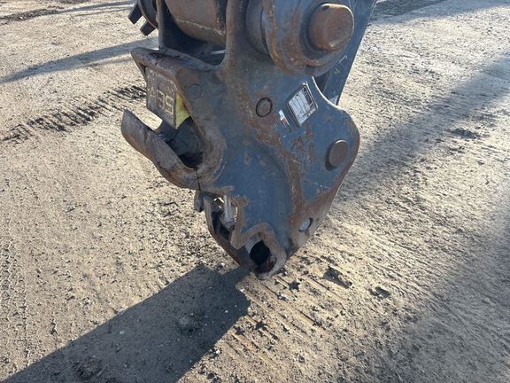 2021 John Deere 245G
