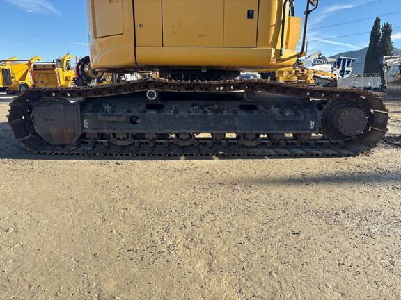 2021 John Deere 245G