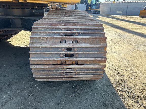 2021 John Deere 245G