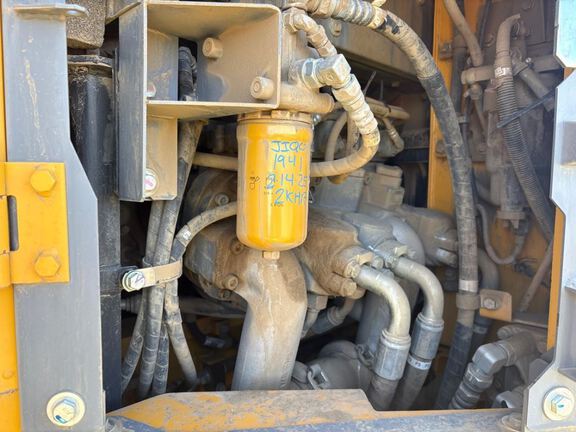 2021 John Deere 245G