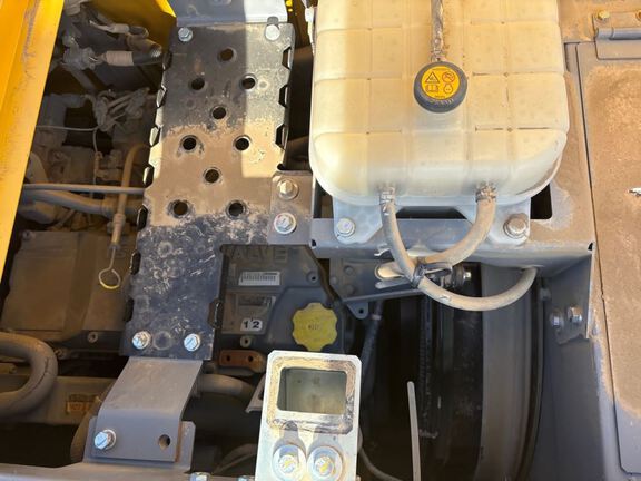 2021 John Deere 245G