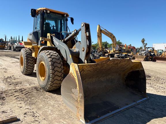 2019 John Deere 544L