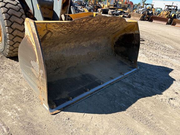 2019 John Deere 544L