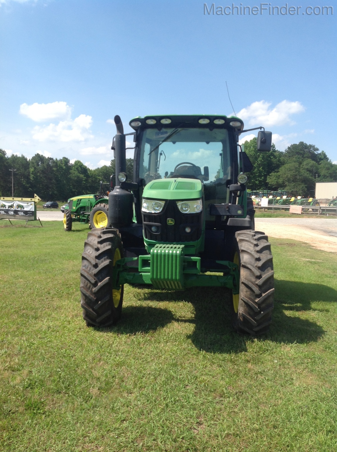 2015 John Deere 6130R Cab Image 4