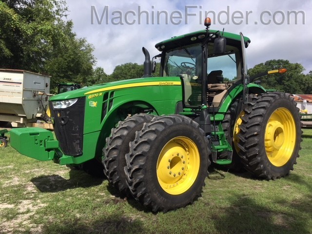 2015 John Deere 8370R Image 1