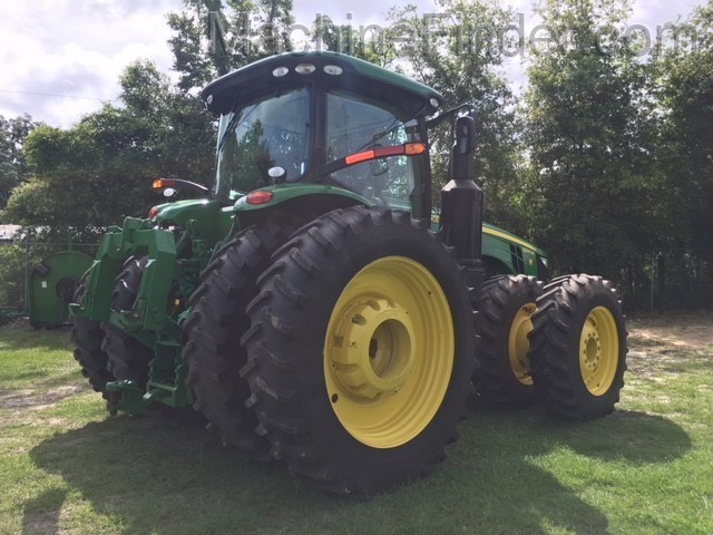 2015 John Deere 8370R Image 4