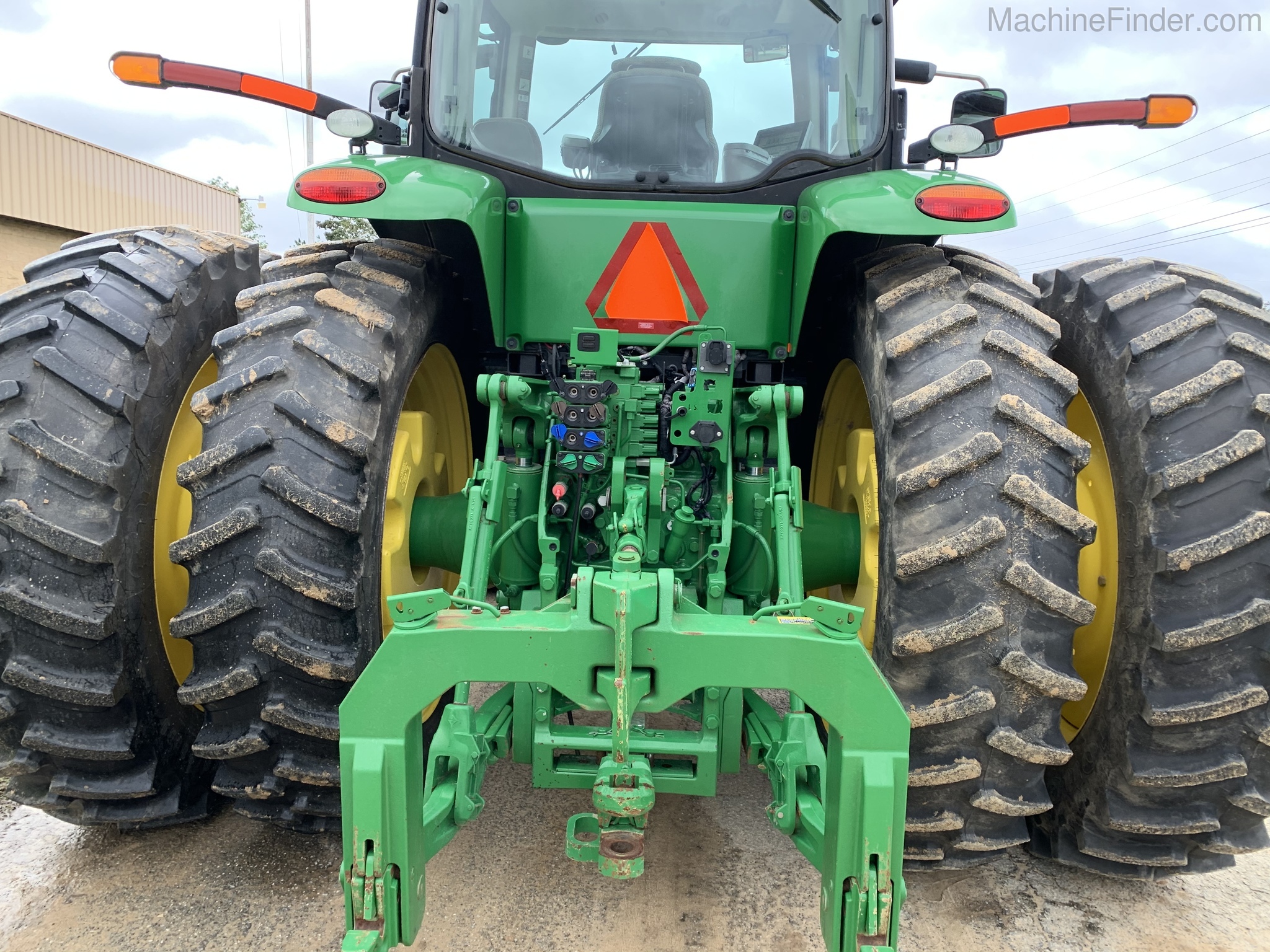 2016 John Deere 8345R Image 5