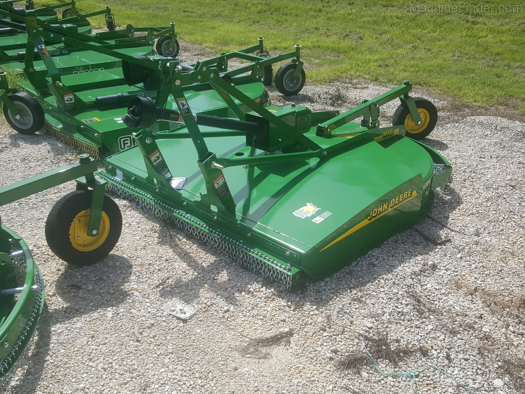 2020 John Deere MX5 Image 2