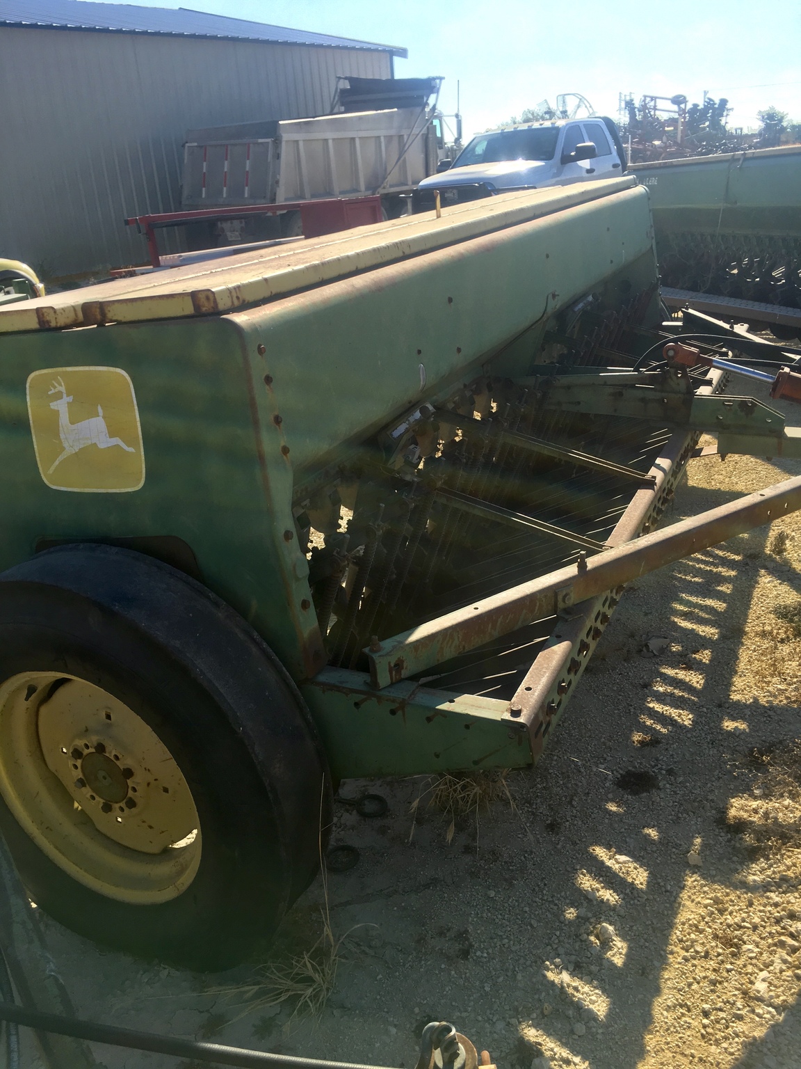 John Deere 8300 Image 2