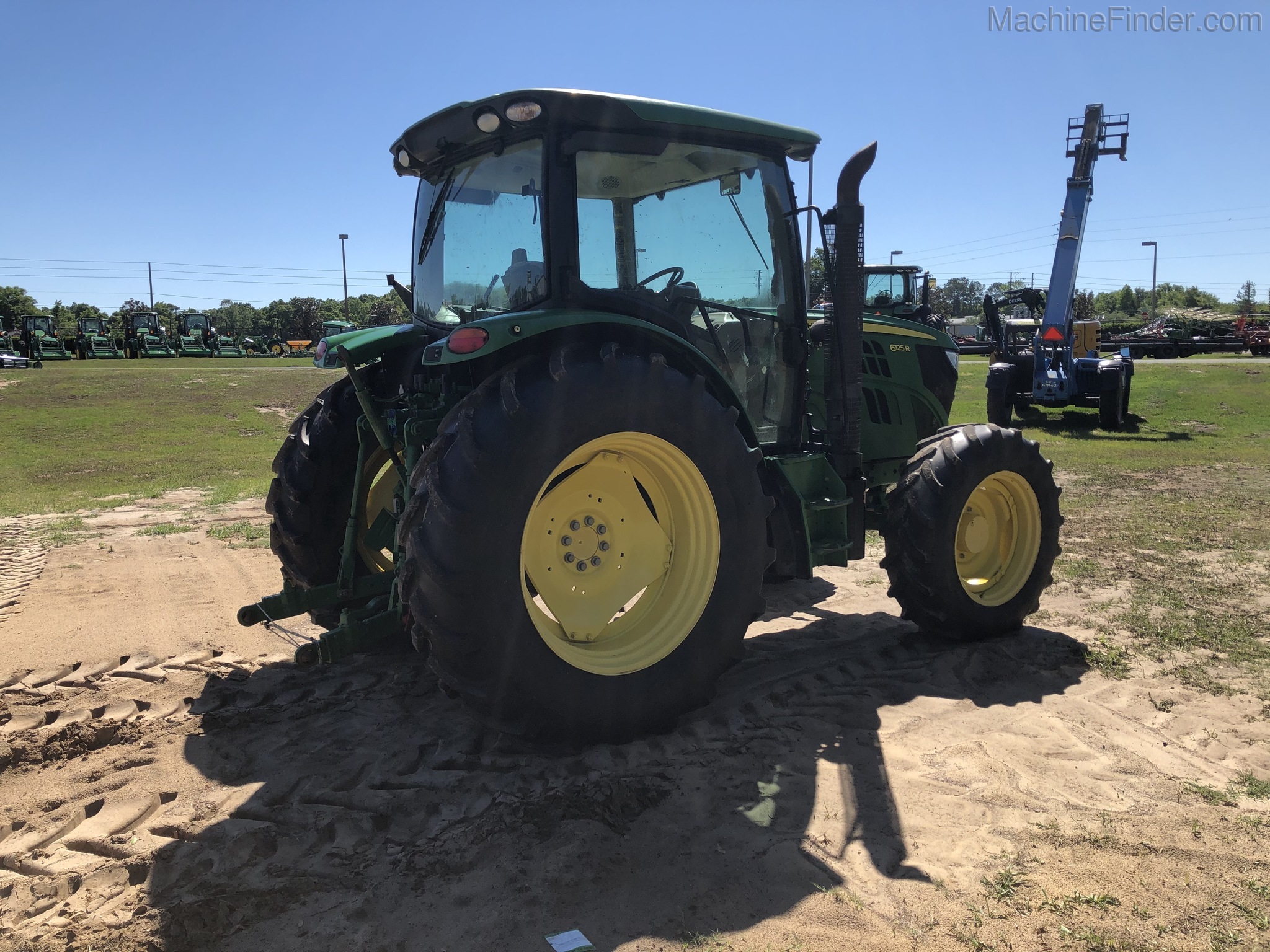 2014 John Deere 6125R Image 4