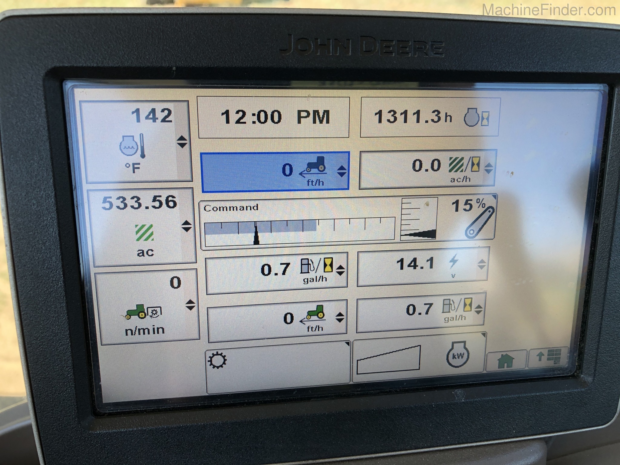 2014 John Deere 6125R Image 10