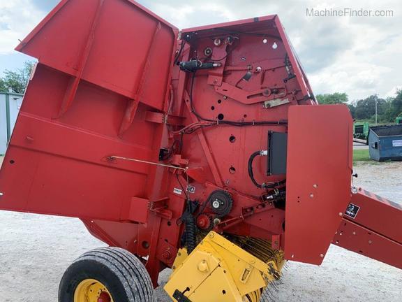 New-Holland-648-1192