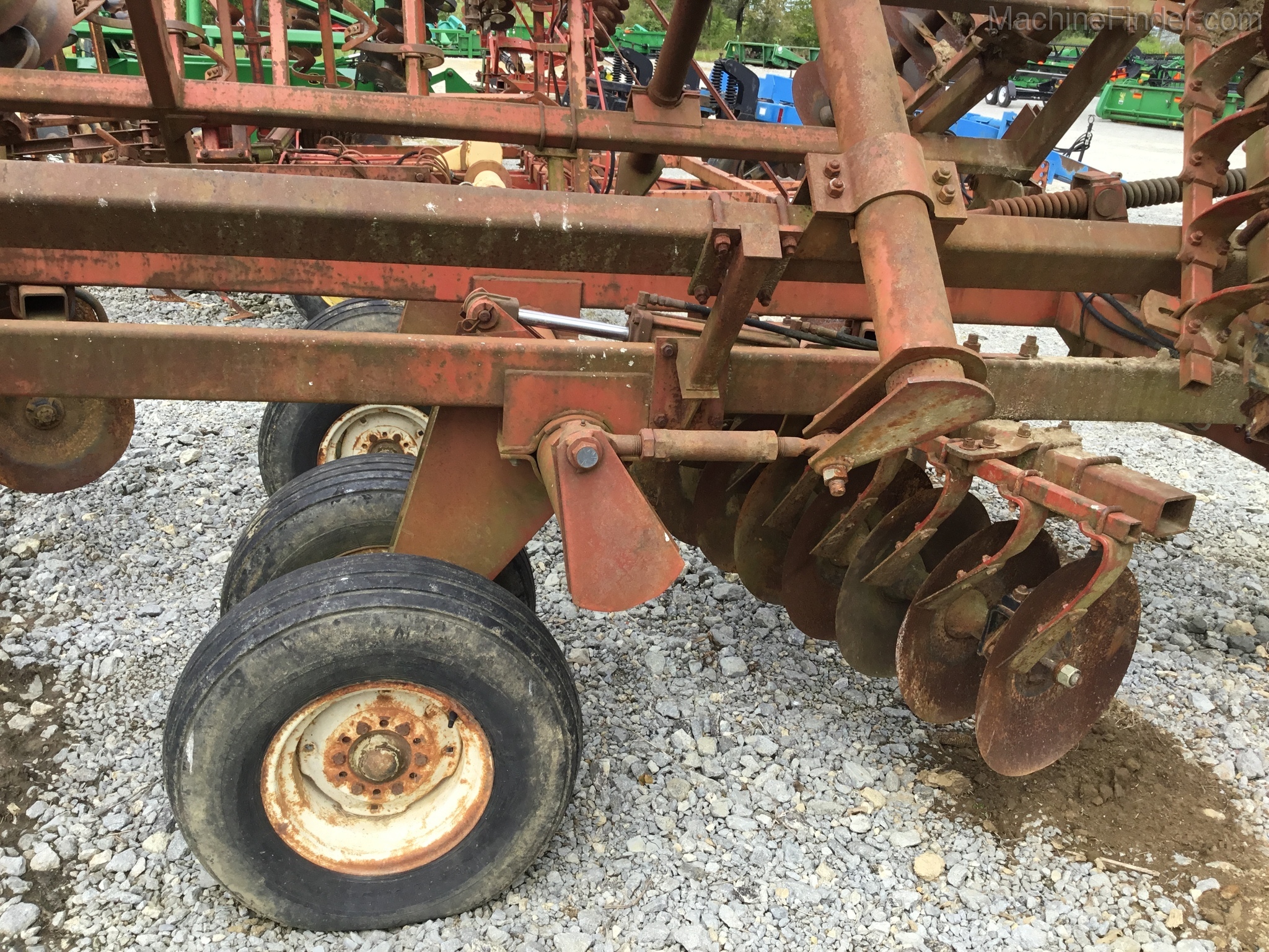 1990 Kewanee 1175 Image 3