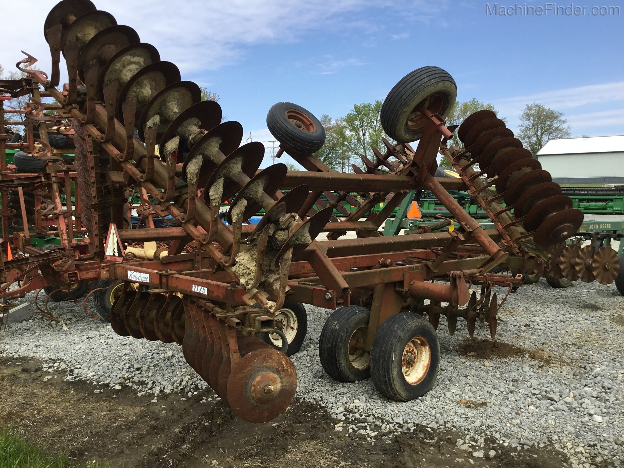 1990 Kewanee 1175 Image 2