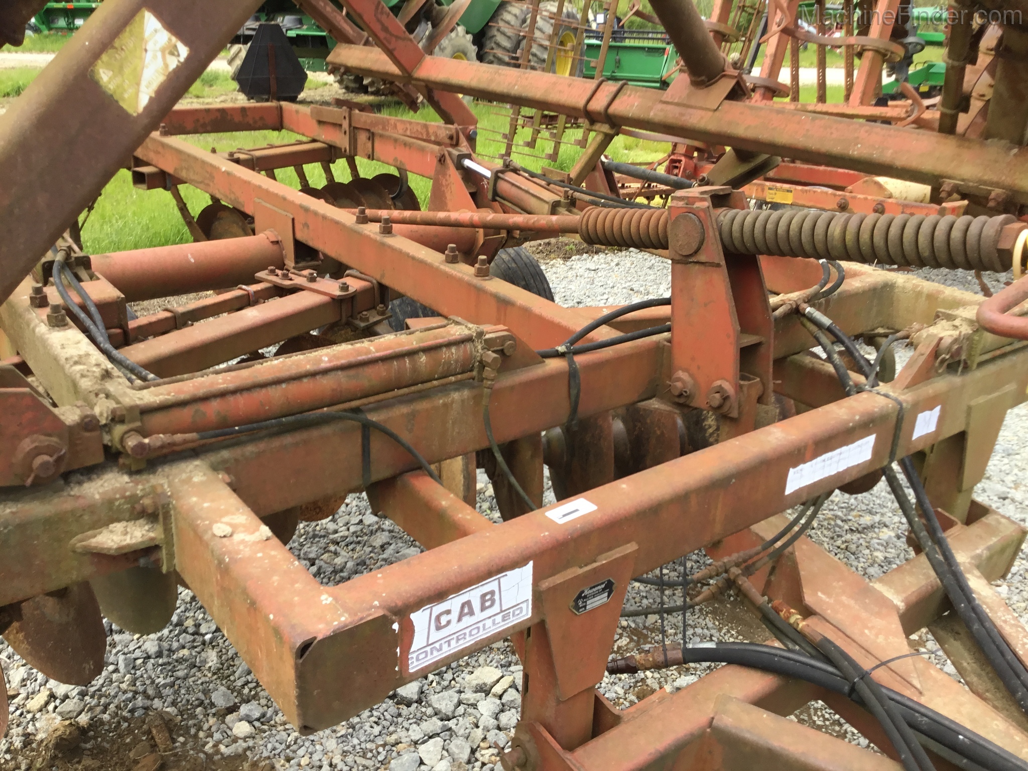 1990 Kewanee 1175 Image 6