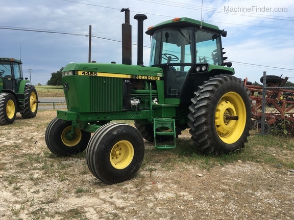 1991 John Deere 4455 Image 2