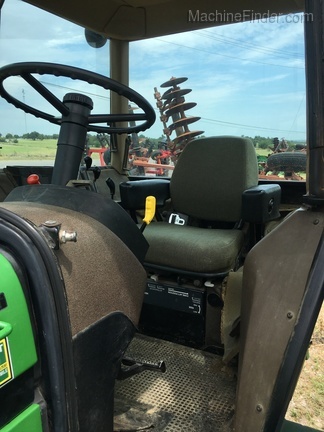1991 John Deere 4455 Image 10