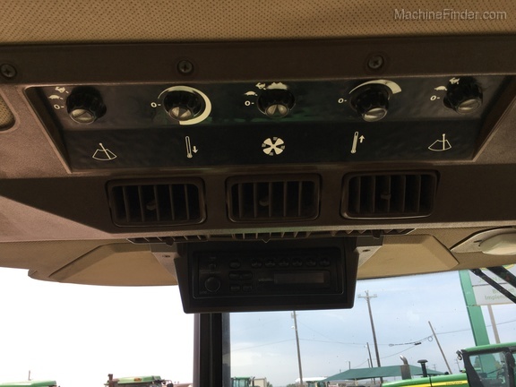 1991 John Deere 4455 Image 14
