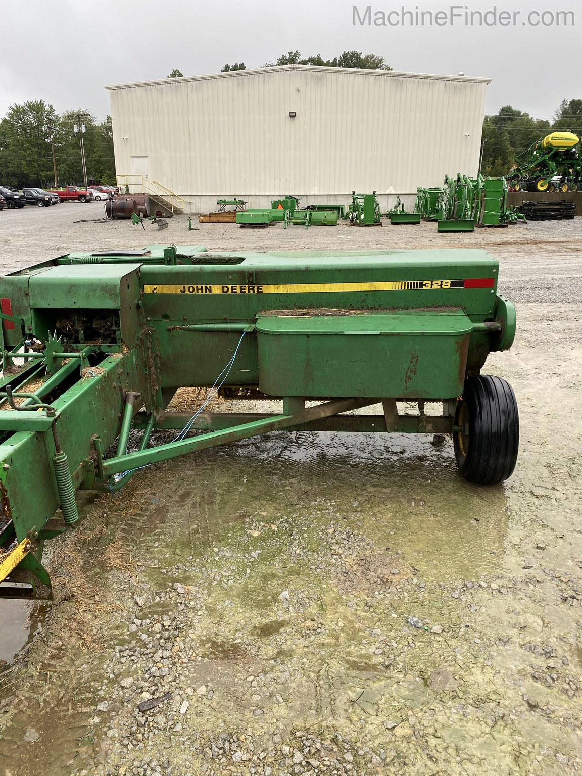 1989 John Deere 328 Image 5