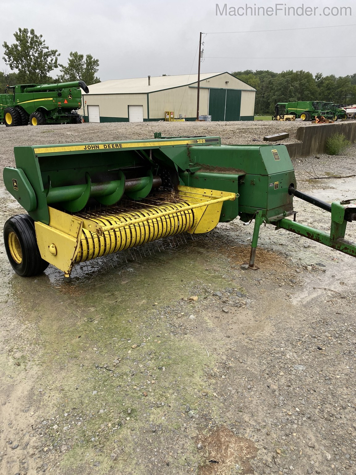 1989 John Deere 328 Image 2